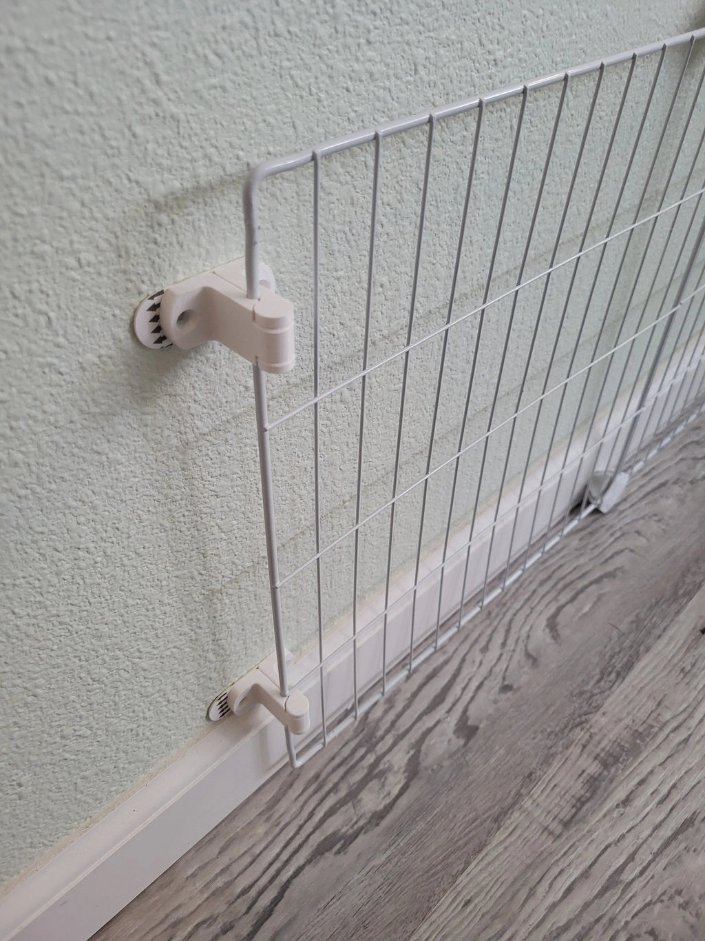 C&C Cage Wall Mount Brackets (4-Pack) – Guinea Pigs, Ferrets & Small Pets